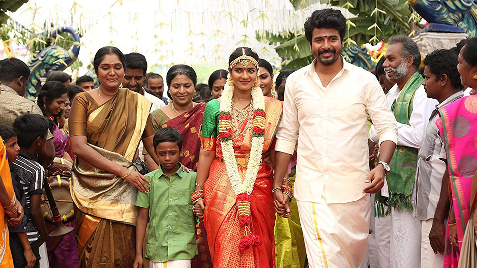 Arumpon (Sivakarthikeyan) und Thulasi (Aishwarya Rajesh)