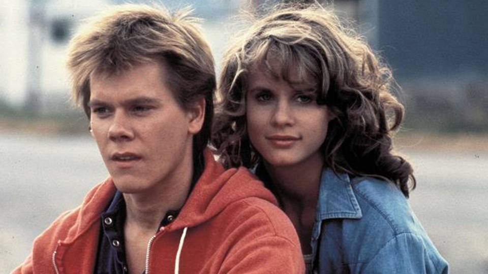 Ren (Kevin Bacon) und Ariel (Lori Singer) leben in einer Provinzstadt, wo Rockmusik und tanzen verboten sind